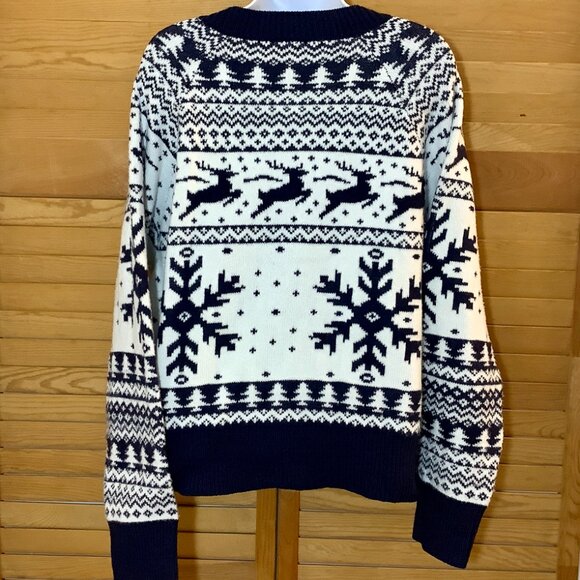 Christmas Sweater  Cardigan Button Reindeer Snowflakes Black White XL - Picture 4 of 8